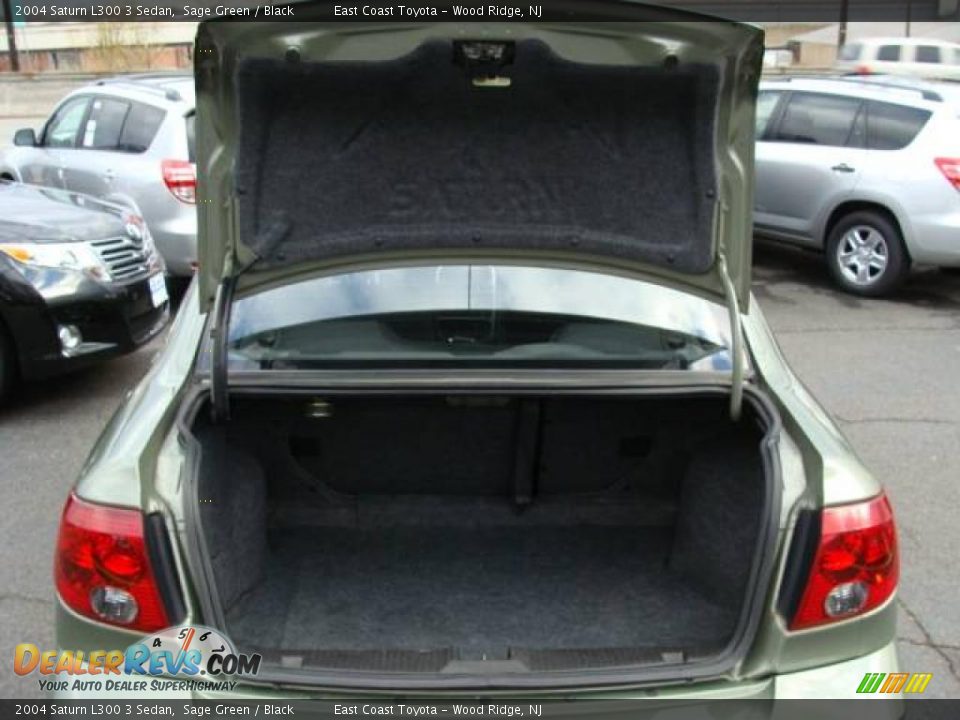 2004 Saturn L300 3 Sedan Sage Green / Black Photo #12