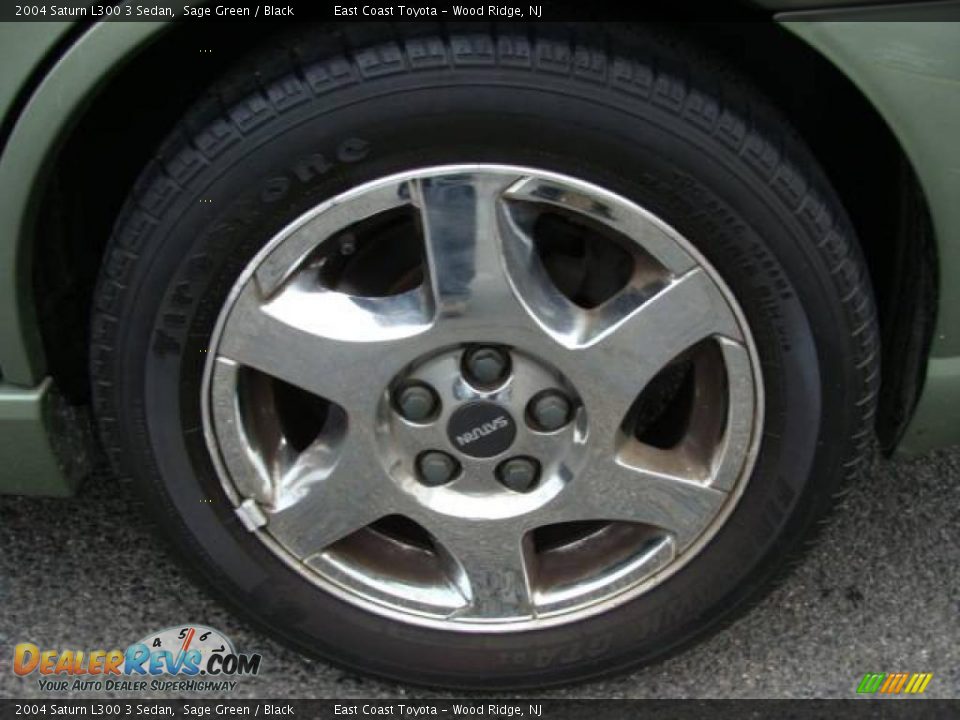 2004 Saturn L300 3 Sedan Sage Green / Black Photo #13