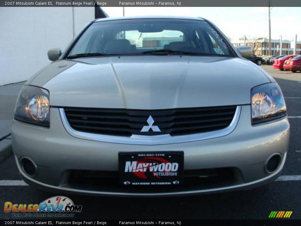 2007 Mitsubishi Galant ES Platinum Beige Pearl / Beige Photo #2