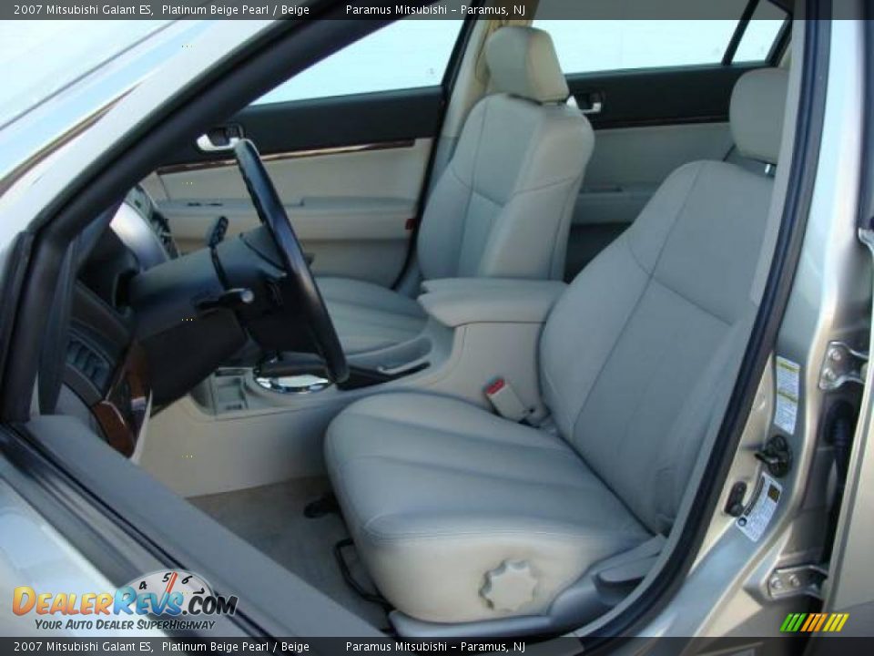 2007 Mitsubishi Galant ES Platinum Beige Pearl / Beige Photo #10