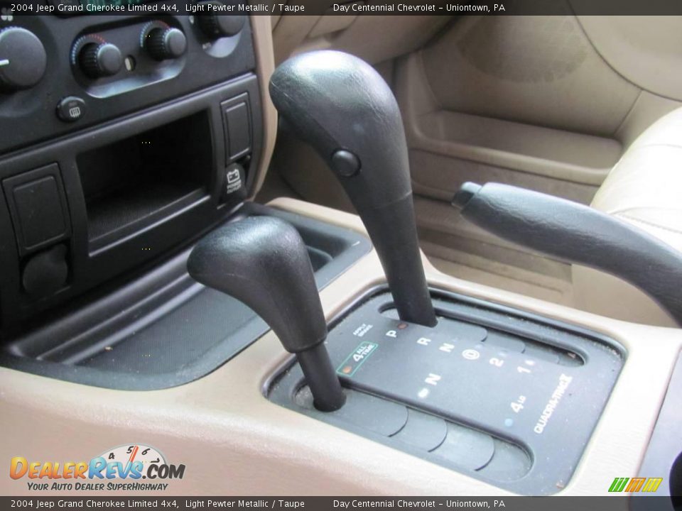 2004 Jeep Grand Cherokee Limited 4x4 Light Pewter Metallic / Taupe Photo #11