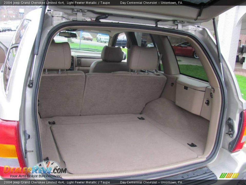 2004 Jeep Grand Cherokee Limited 4x4 Light Pewter Metallic / Taupe Photo #14