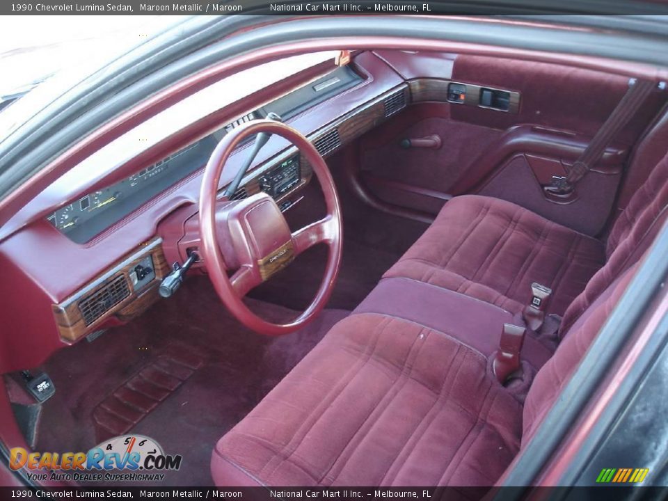 1990 Chevrolet Lumina Sedan Maroon Metallic / Maroon Photo #10
