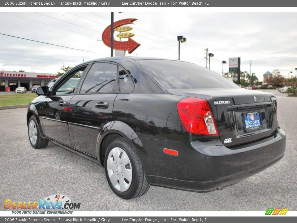 2006 Suzuki Forenza Sedan Fantasy Black Metallic / Grey Photo #3