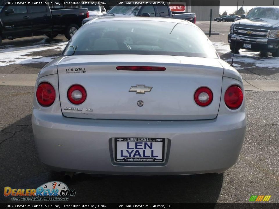 2007 Chevrolet Cobalt LS Coupe Ultra Silver Metallic / Gray Photo #5