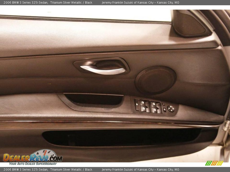 2006 BMW 3 Series 325i Sedan Titanium Silver Metallic / Black Photo #14