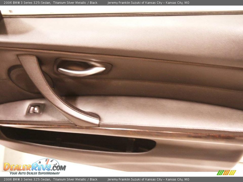 2006 BMW 3 Series 325i Sedan Titanium Silver Metallic / Black Photo #20
