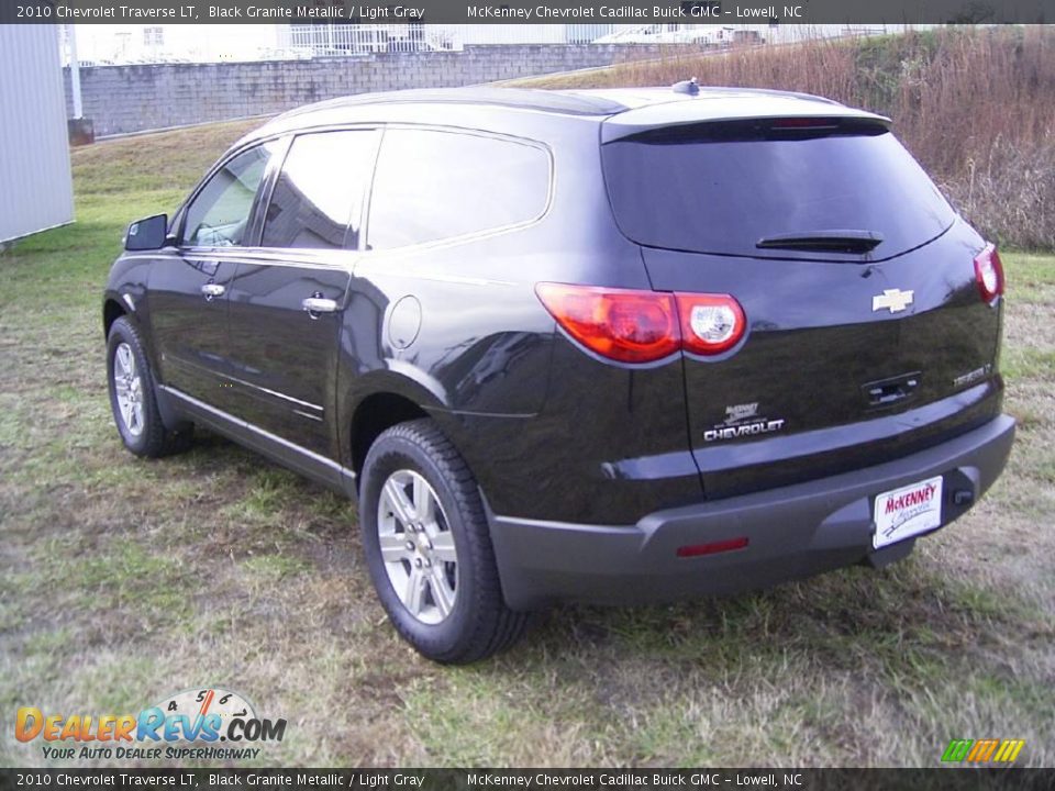 2010 Chevrolet Traverse LT Black Granite Metallic / Light Gray Photo #2