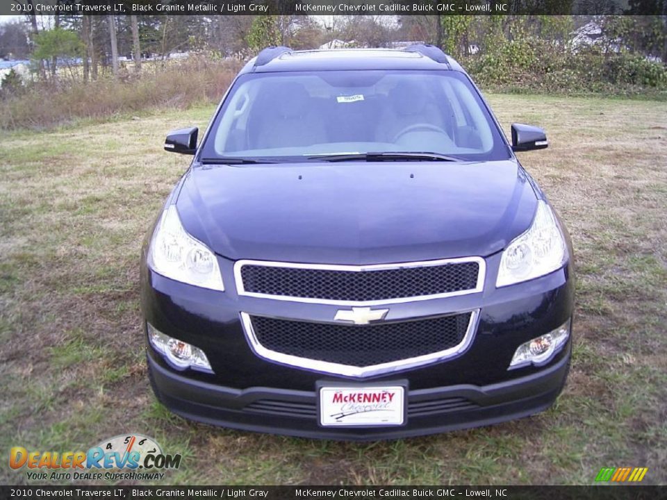 2010 Chevrolet Traverse LT Black Granite Metallic / Light Gray Photo #6