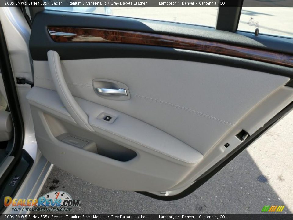 2009 BMW 5 Series 535xi Sedan Titanium Silver Metallic / Grey Dakota Leather Photo #22