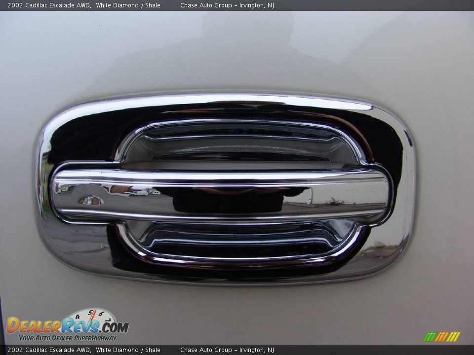 2002 Cadillac Escalade AWD White Diamond / Shale Photo #11