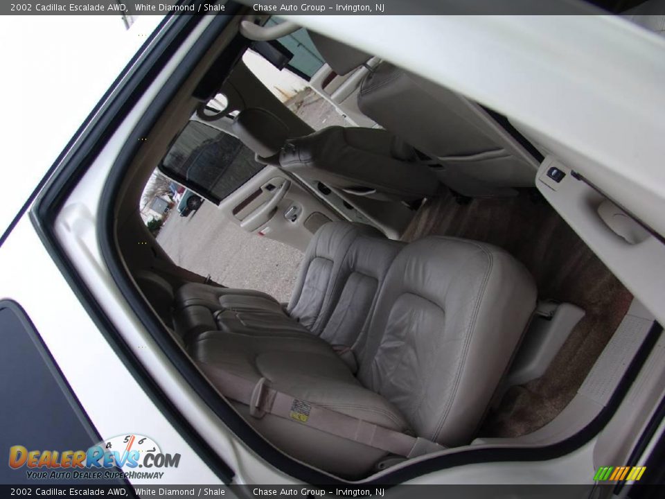 2002 Cadillac Escalade AWD White Diamond / Shale Photo #22