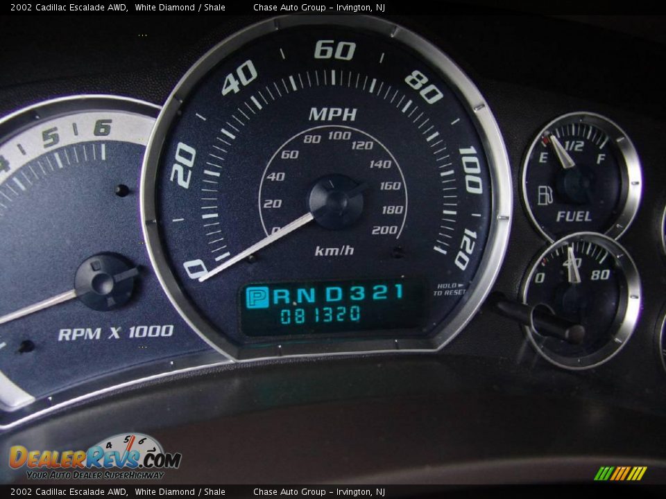 2002 Cadillac Escalade AWD White Diamond / Shale Photo #30