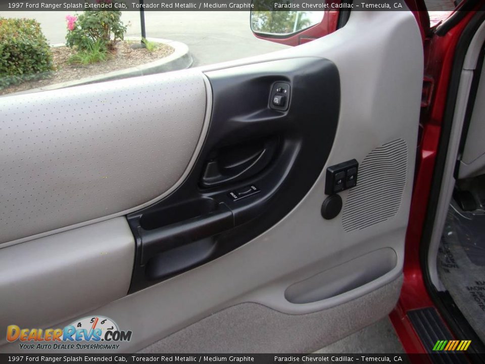 1997 Ford Ranger Splash Extended Cab Toreador Red Metallic / Medium Graphite Photo #14