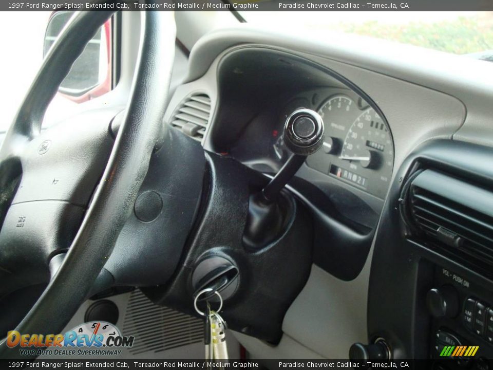 1997 Ford Ranger Splash Extended Cab Toreador Red Metallic / Medium Graphite Photo #24