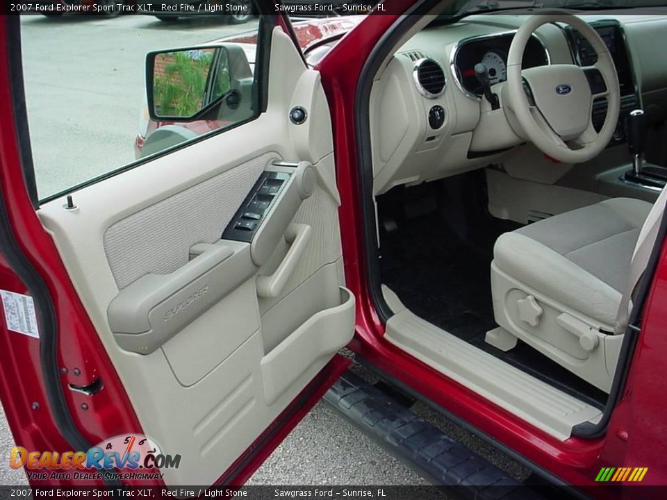 2007 Ford Explorer Sport Trac XLT Red Fire / Light Stone Photo #10