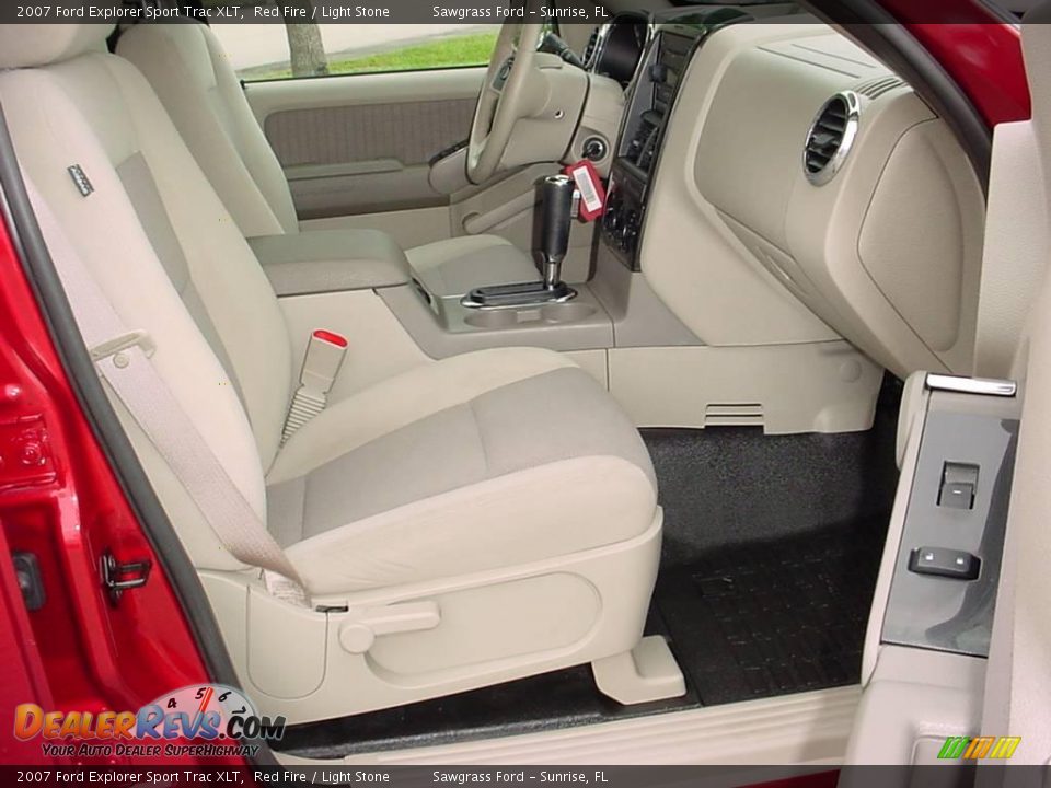 2007 Ford Explorer Sport Trac XLT Red Fire / Light Stone Photo #12