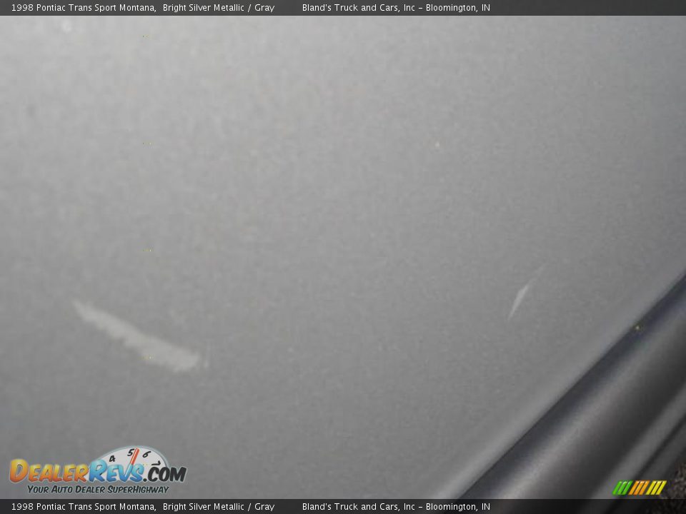 1998 Pontiac Trans Sport Montana Bright Silver Metallic / Gray Photo #10