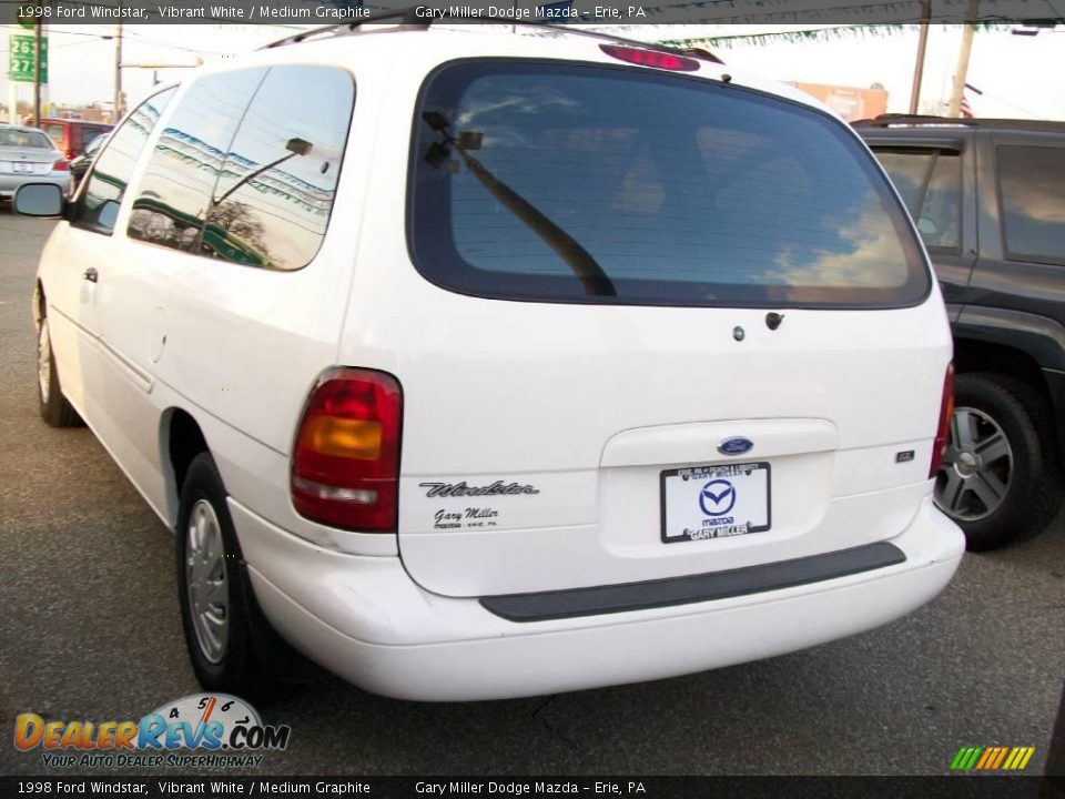 1998 Ford Windstar Vibrant White / Medium Graphite Photo #2