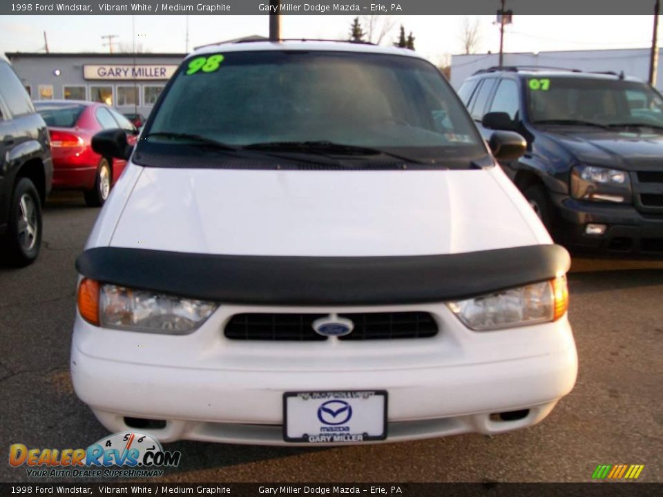 1998 Ford Windstar Vibrant White / Medium Graphite Photo #8