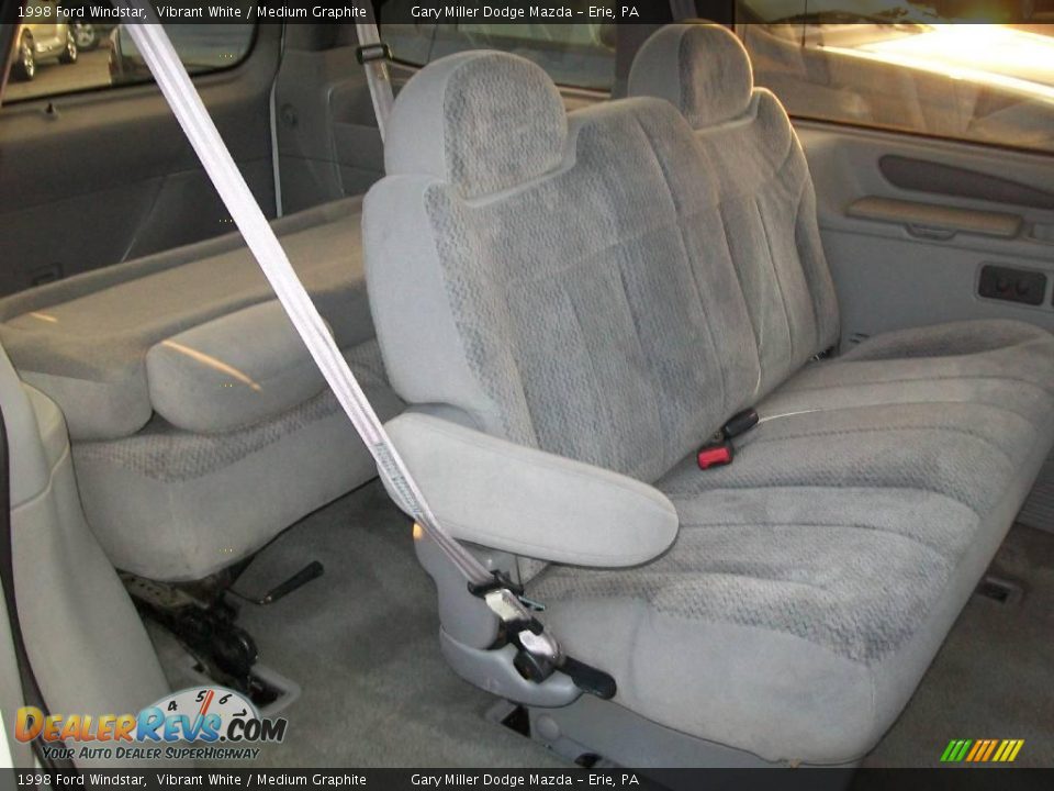 1998 Ford Windstar Vibrant White / Medium Graphite Photo #13