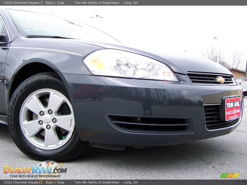 2009 Chevrolet Impala LT Black / Gray Photo #2