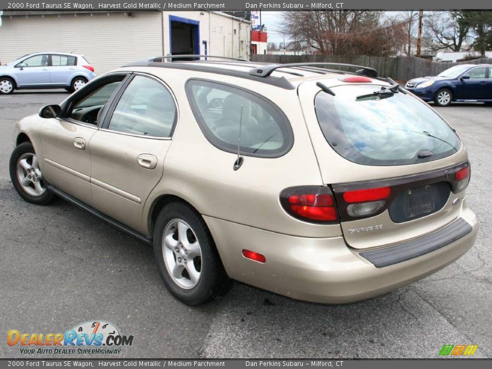 2000 Ford Taurus SE Wagon Harvest Gold Metallic / Medium Parchment Photo #8