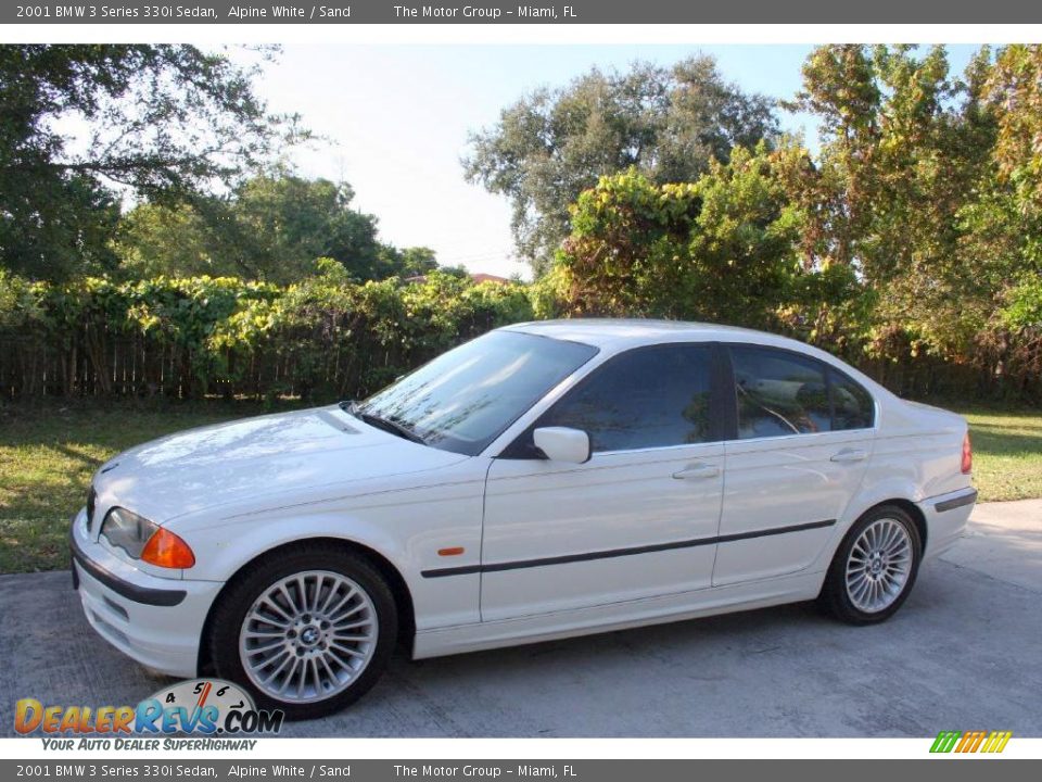 2001 BMW 3 Series 330i Sedan Alpine White / Sand Photo #3