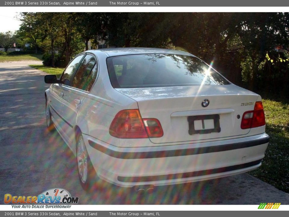 2001 BMW 3 Series 330i Sedan Alpine White / Sand Photo #8