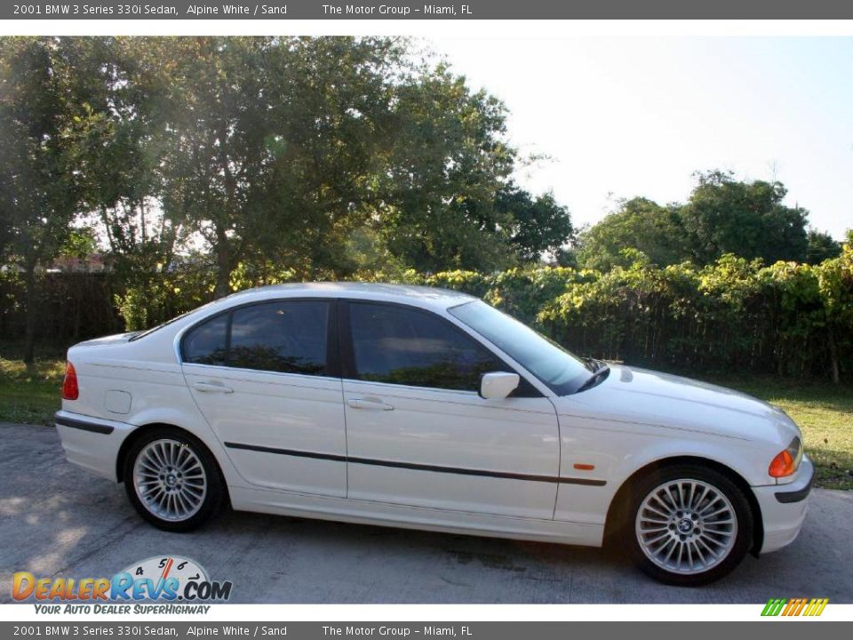 2001 BMW 3 Series 330i Sedan Alpine White / Sand Photo #14