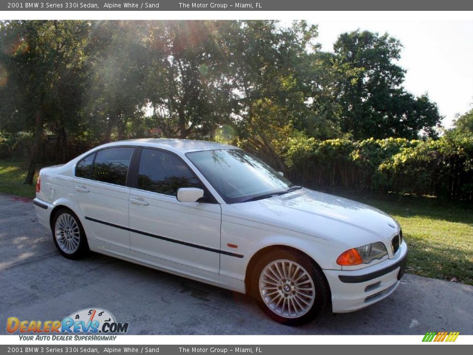 2001 BMW 3 Series 330i Sedan Alpine White / Sand Photo #15