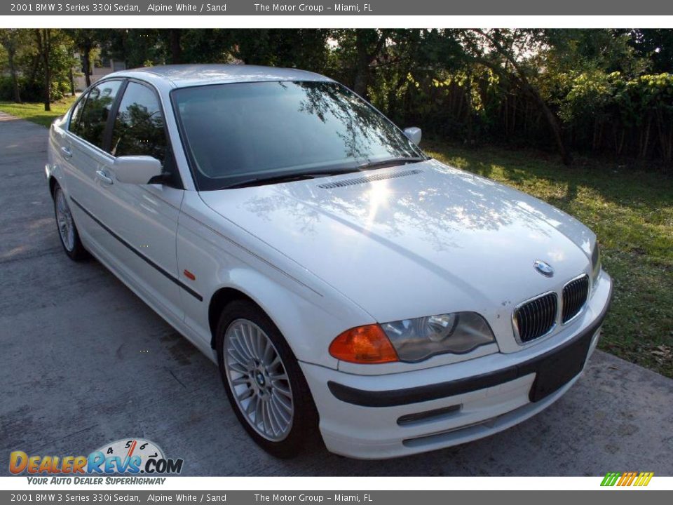 2001 BMW 3 Series 330i Sedan Alpine White / Sand Photo #19