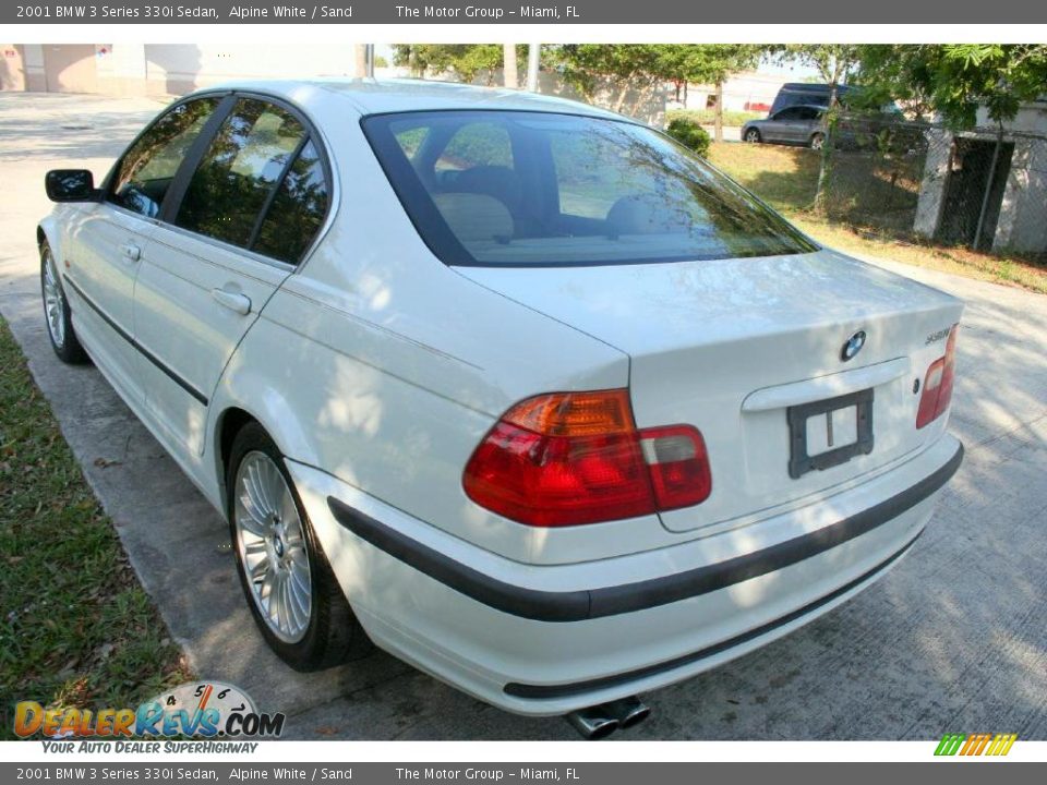 2001 BMW 3 Series 330i Sedan Alpine White / Sand Photo #21
