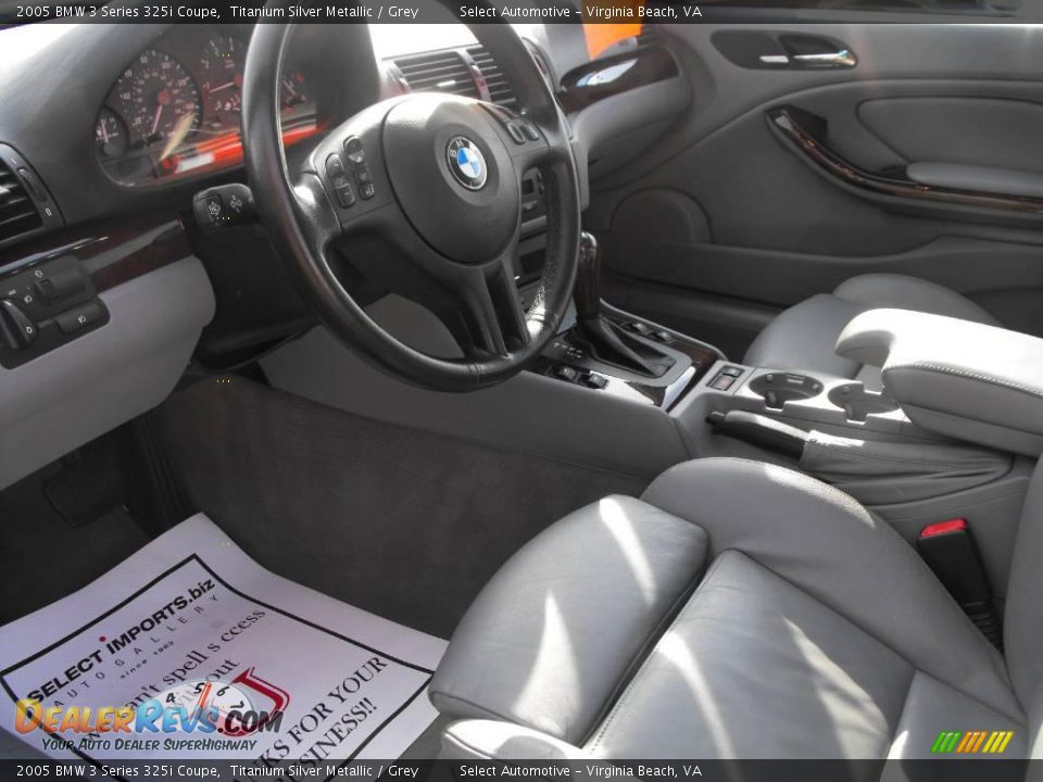 2005 BMW 3 Series 325i Coupe Titanium Silver Metallic / Grey Photo #12
