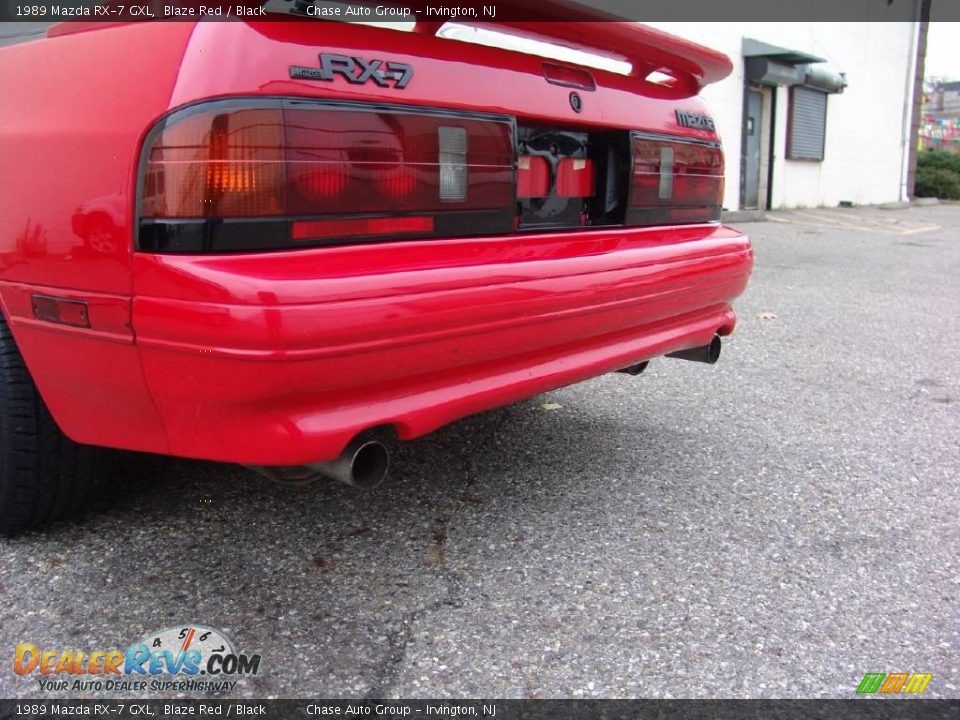 1989 Mazda RX-7 GXL Blaze Red / Black Photo #11