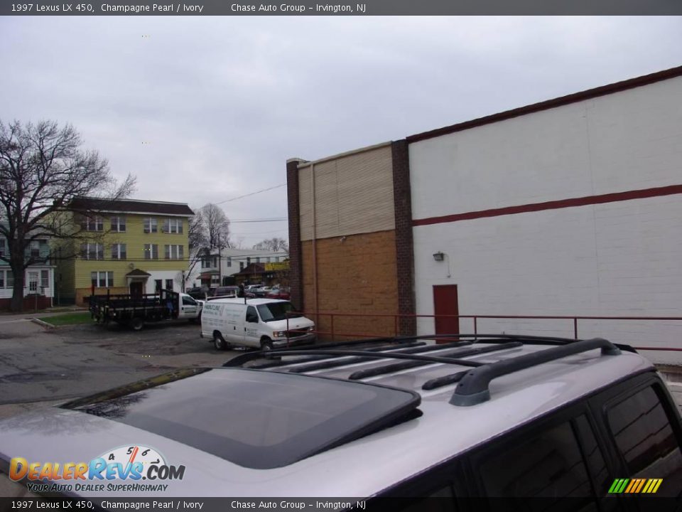 1997 Lexus LX 450 Champagne Pearl / Ivory Photo #13