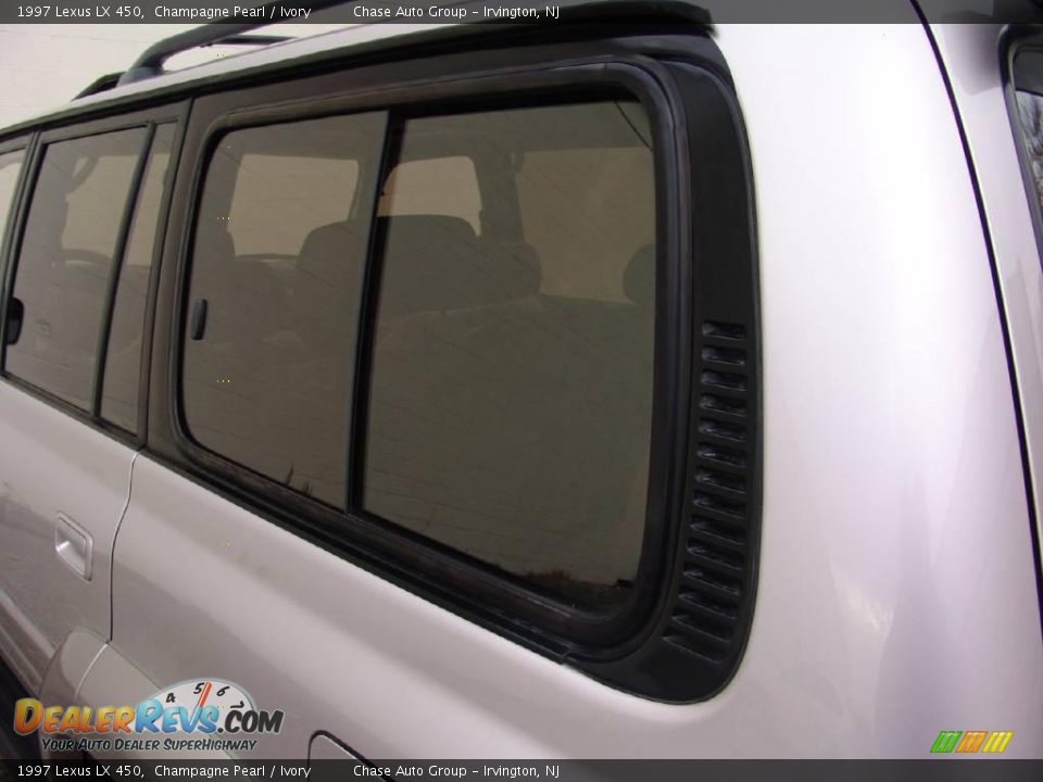 1997 Lexus LX 450 Champagne Pearl / Ivory Photo #14