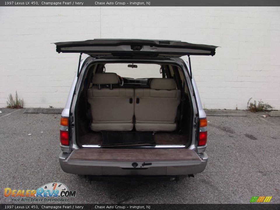 1997 Lexus LX 450 Champagne Pearl / Ivory Photo #17