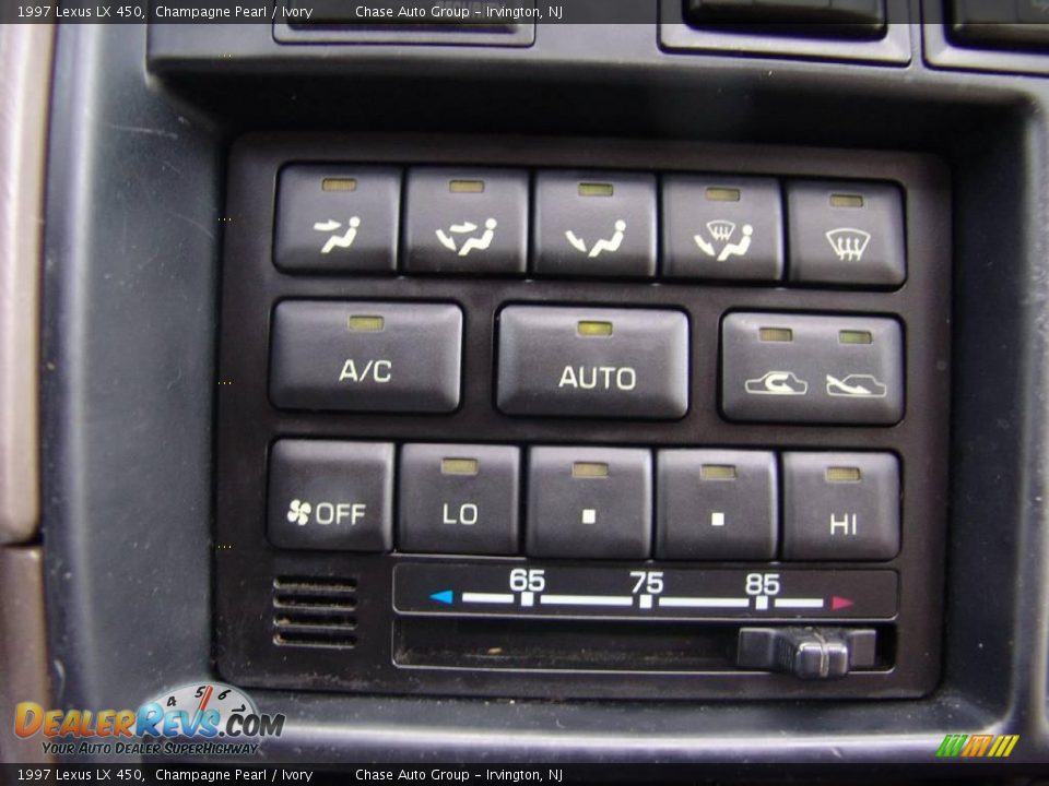 1997 Lexus LX 450 Champagne Pearl / Ivory Photo #34