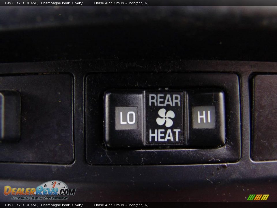 1997 Lexus LX 450 Champagne Pearl / Ivory Photo #35