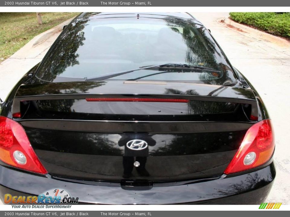 2003 Hyundai Tiburon GT V6 Jet Black / Black Photo #12