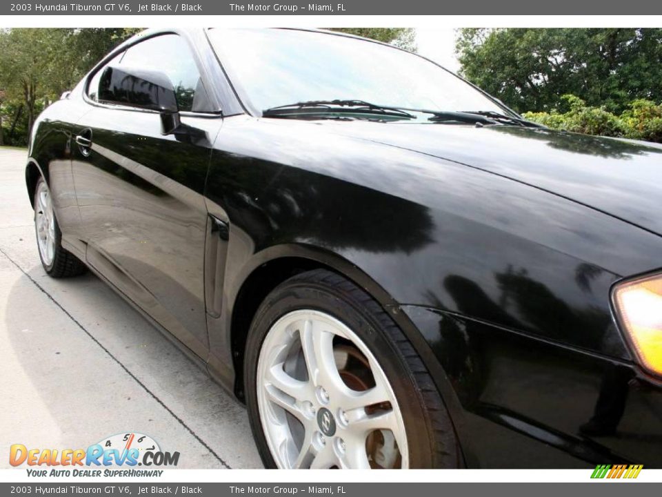 2003 Hyundai Tiburon GT V6 Jet Black / Black Photo #16