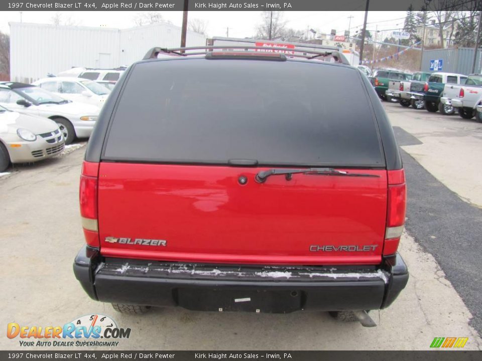 1997 Chevrolet Blazer LT 4x4 Apple Red / Dark Pewter Photo #5
