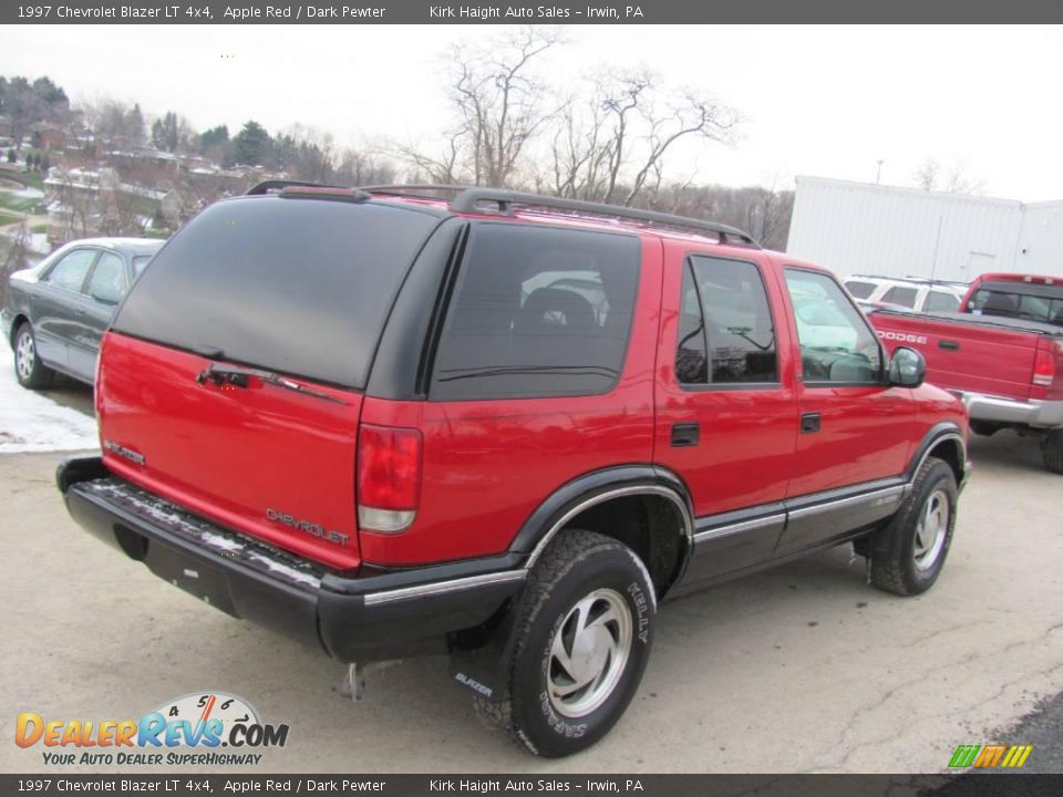 1997 Chevrolet Blazer LT 4x4 Apple Red / Dark Pewter Photo #12