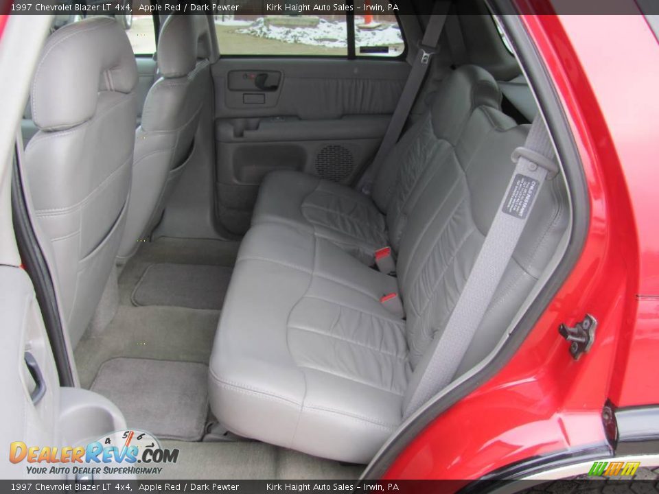 1997 Chevrolet Blazer LT 4x4 Apple Red / Dark Pewter Photo #21