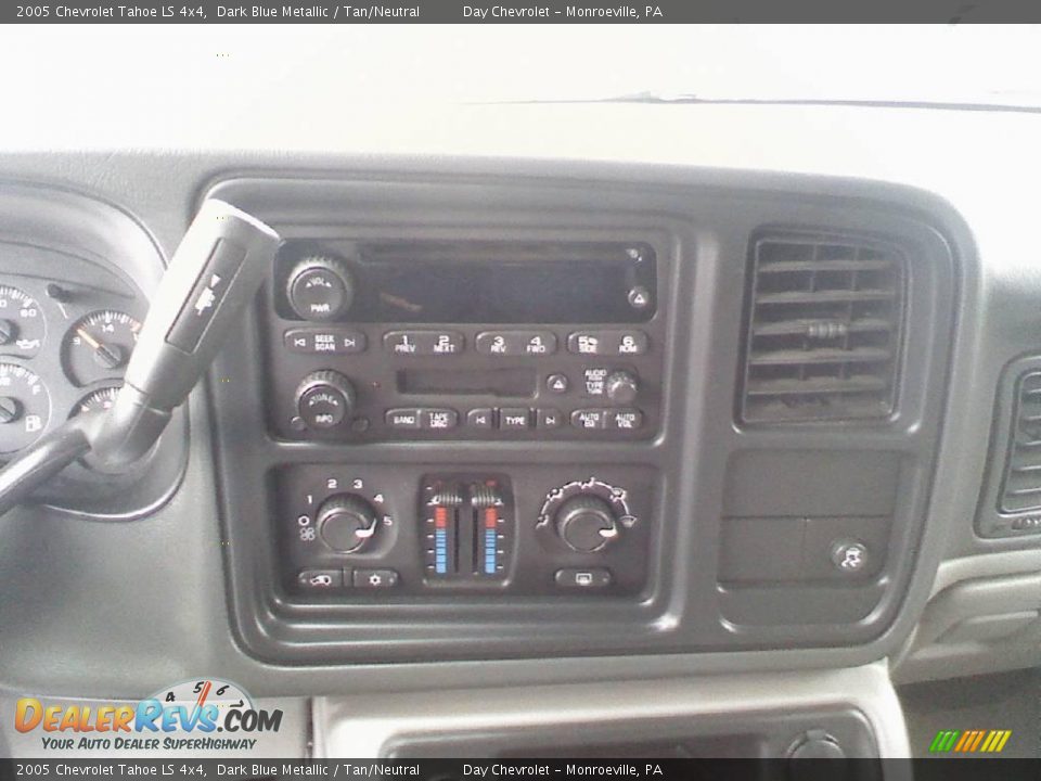 2005 Chevrolet Tahoe LS 4x4 Dark Blue Metallic / Tan/Neutral Photo #15