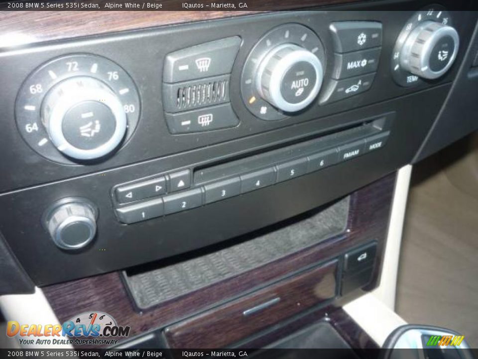 2008 BMW 5 Series 535i Sedan Alpine White / Beige Photo #24