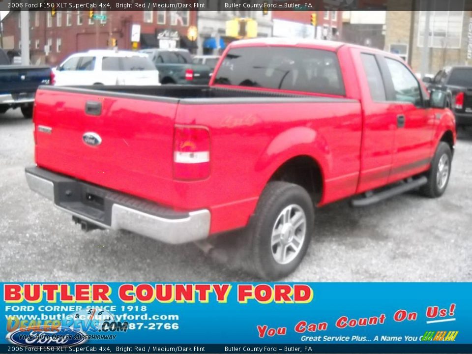 2006 Ford F150 XLT SuperCab 4x4 Bright Red / Medium/Dark Flint Photo #2