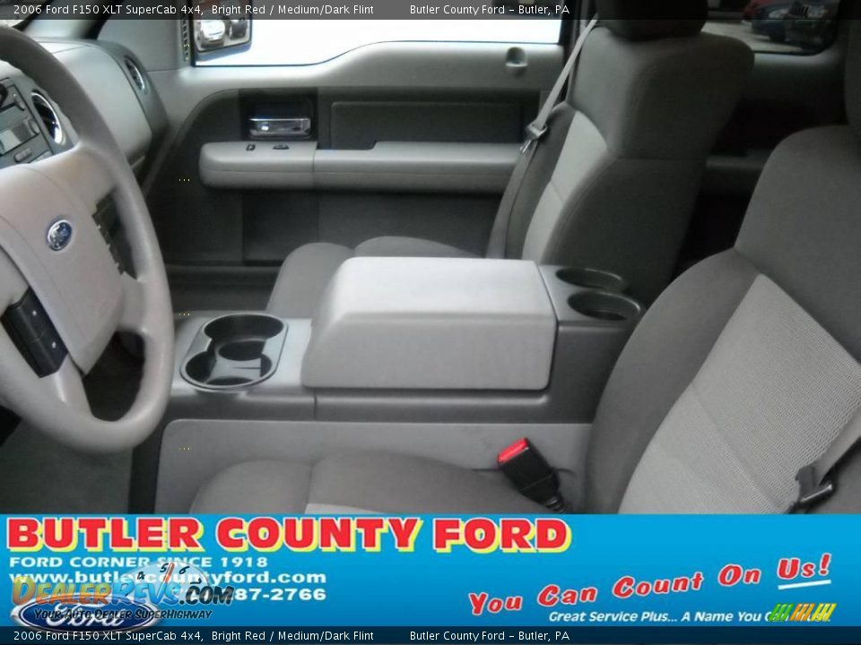 2006 Ford F150 XLT SuperCab 4x4 Bright Red / Medium/Dark Flint Photo #8