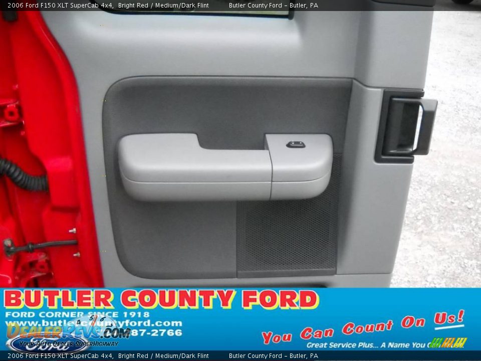 2006 Ford F150 XLT SuperCab 4x4 Bright Red / Medium/Dark Flint Photo #10